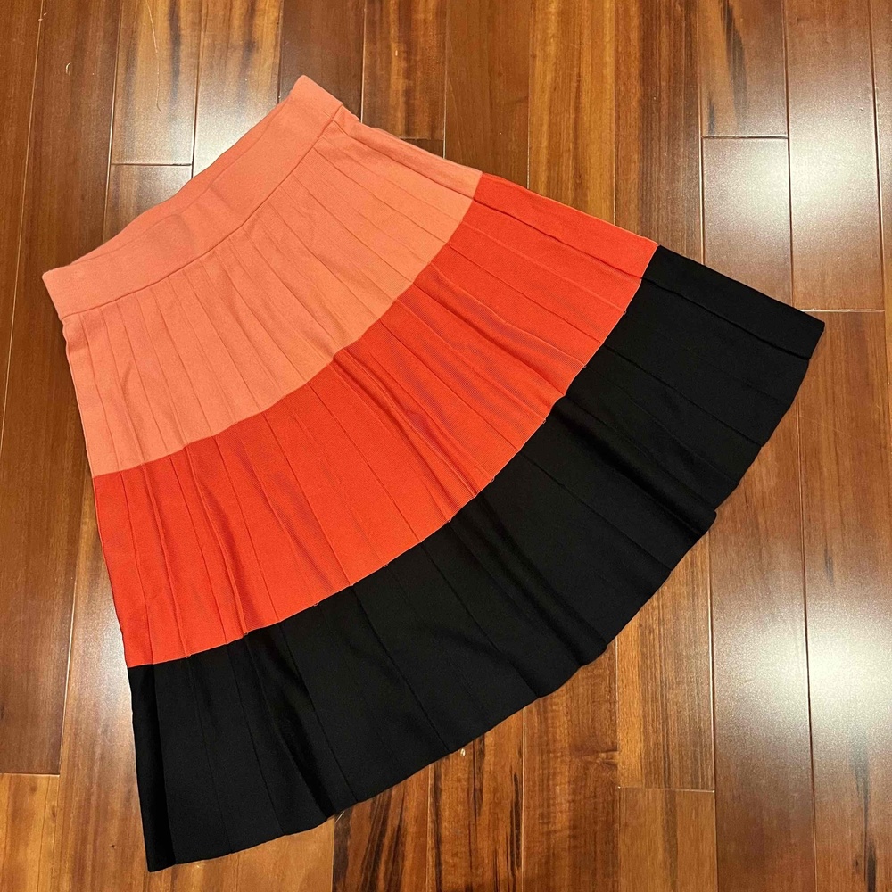 Ann Taylor Pink Knit Pleated Colorblock Skirt Midi Viscose Size Petite Medium MP
